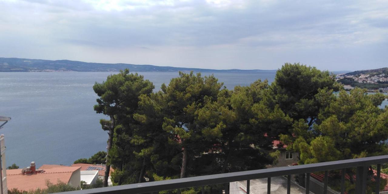 Apartamento Rake Omiš Exterior foto